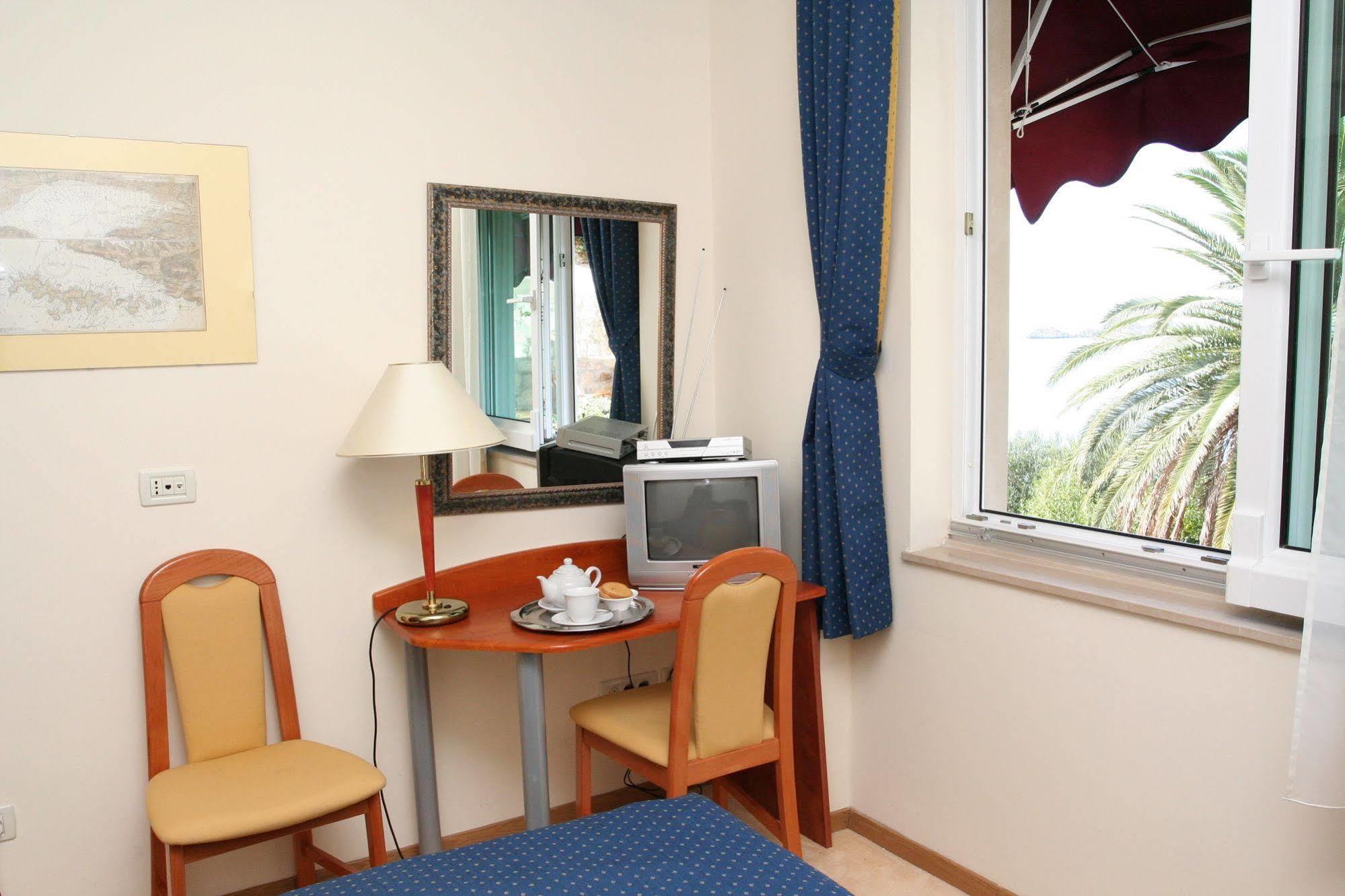 Boutique & Wolff Szálloda 4*